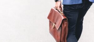 Συνολικά 310 προσλήψεις και χωρίς πτυχίο σε φορείς του Δημοσίου: Ποιοι και μέχρι πότε μπορούν να κάνουν