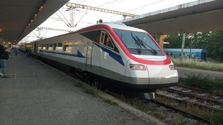 Θεσσαλονίκη: Με καθυστέρηση, λόγω τεχνικού προβλήματος, αναχώρησε η αμαξοστοιχία IC53 για την Αθήνα