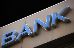 Στεγαστικά δάνεια τραπεζών: Τι δείχνουν τα νέα στοιχεία για τις μηνιαίες δόσεις και τα επιτόκια –