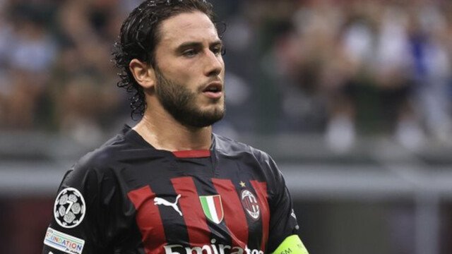 Παναθηναϊκός, μεταγραφές: Ο Καλάμπρια έφτασε στην Αθήνα για να ολοκληρώσει τη μετακίνησή του