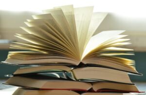 Vouchers βιβλίων από τη ΔΥΠΑ: Πότε λήγει η προθεσμία για τις αιτήσεις – enikonomia.gr