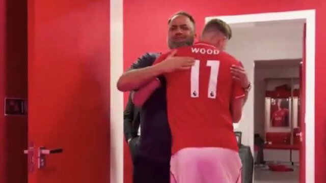 Premier League: Το τραγούδι των οπαδών της Νότιγχαμ Φόρεστ για τον Βαγγέλη Μαρινάκη!