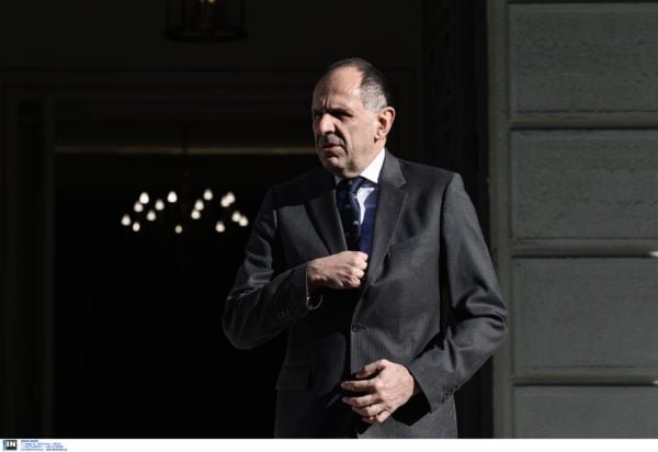 Γεραπετρίτης: Τηλεφωνική επικοινωνία με τον αναπληρωτή πρωθυπουργό της Ουκρανίας