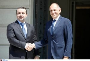 Συνάντηση Γεραπετρίτη με τον Σύρο ομόλογό του – Το θέμα της προστασίας των χριστιανικών πληθυσμών έθεσε