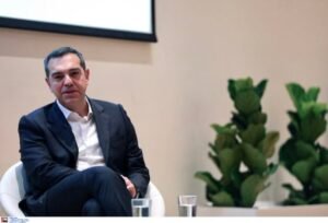 Τσίπρας στην Le Monde: «Μου λείπει η ενεργός πολιτική και η επαφή με τους ψηφοφόρους» – Τι είπε για τα