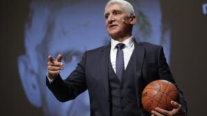 EuroBasket 2025: Οι προβλέψεις των… ειδικών για την τελική τριάδα – Ποιοι “πιστεύουν” στην Ελλάδα