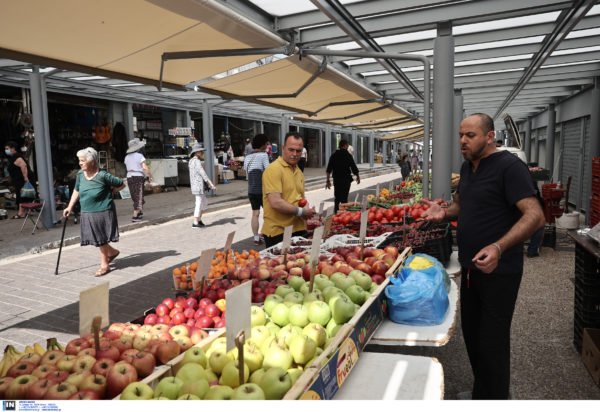 Άμεση ενίσχυση των λαϊκών αγορών με νέες άδειες και επιτάχυνση των διαδικασιών έκδοσής τους – enikonomia.gr