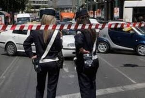 ΕΛΑΣ: Επιχείρηση της στη Δυτική Αττική για τροχονομικές παραβάσεις – Αφαιρέθηκαν 30 άδειες