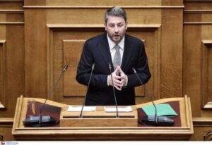 ΠΑΣΟΚ: Η επιστολή του Ανδρουλάκη στον Κακλαμάνη – Ζητεί συνεδρίαση για την αναγνώριση του Κράτους της