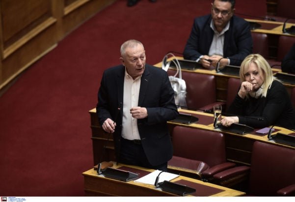 Θανάσης Παφίλης: Υποβλήθηκε σε σοβαρή επέμβαση καρδιάς – Το δημόσιο «ευχαριστώ» σε γιατρούς και νοσηλευτές