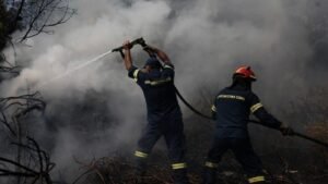 Συνελήφθη 62χρονος για εμπρησμό στην πυρκαγιά στην Κάντζα