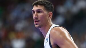 Eurobasket 2025: Τι είπαν Λαρεντζάκης, Παναγιωτόπουλος για το ιδιαίτερο παιχνίδι με την Κύπρο