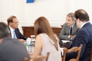 Επεκτείνεται το πρόγραμμα «Μαριέττα Γιαννάκου»: Δωρεά επιπλέον 300 εκατ. ευρώ από τις τράπεζες για την αναβάθμιση των δημόσιων σχολείων
