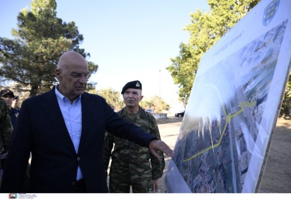 Δένδιας: Αξιοποίηση του στρατοπέδου «Οπλαρχηγού Θεόδωρου Ζιάκα» για ανέγερση πρότυπου οικισμού