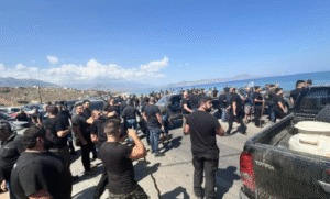 Στους δρόμους οι αγρότες και οι κτηνοτρόφοι της Κρήτης – Έκλεισαν τον ΒΟΑΚ