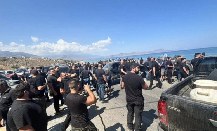 Στους δρόμους οι αγρότες και οι κτηνοτρόφοι της Κρήτης – Έκλεισαν τον ΒΟΑΚ