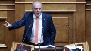 Κυριάκος Βελόπουλος: Σε πανικό ο πρωθυπουργός – Γενικόλογες οι ανακοινώσεις του στη ΔΕΘ