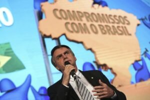 Χιλιάδες υποστηρικτές του Μπολσονάρου διαδηλώνουν ενόψει της απόφασης