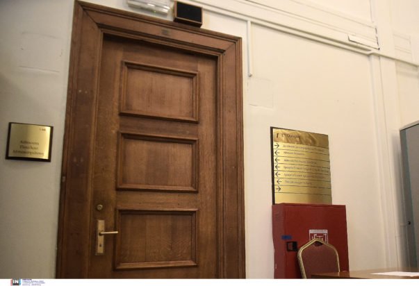 Στη Βουλή συμπληρωματική δικογραφία για τα Τέμπη