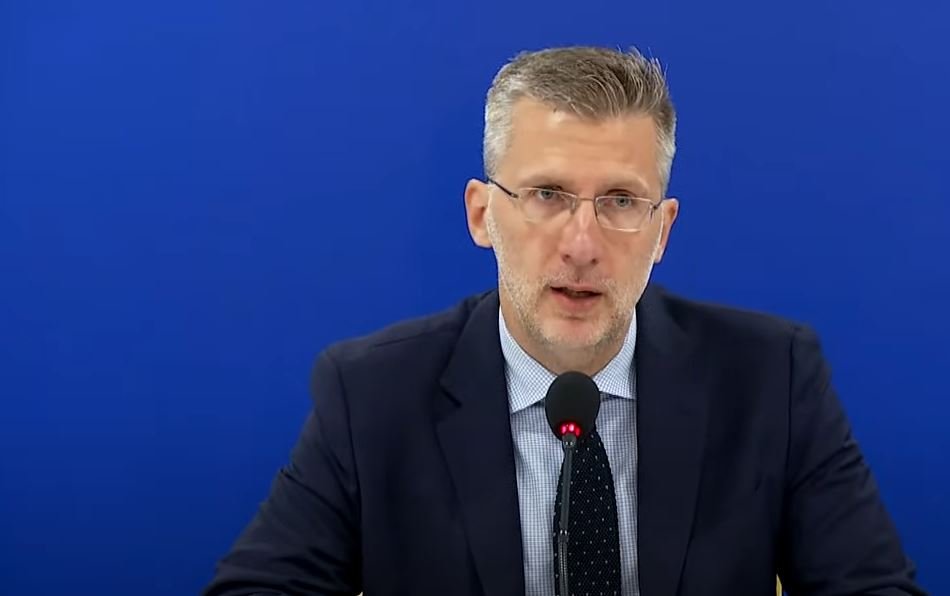 Άκης Σκέρτσος για το ΠΑΣΟΚ: «Και το “κλόπυ πέιστ” έχει τα όρια του»