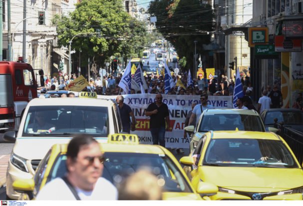 Ταξί: Τι αναφέρει το υπουργείο Τουρισμού για την απεργία των οδηγών – Οι διευκρινίσεις για την ΚΥΑ