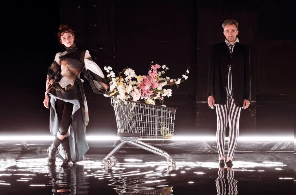 Η Έφη Μπίρμπα και ο Άρης Σερβετάλης επιστρέφουν στο έργο «Το Όνειρο ενός Γελοίου»