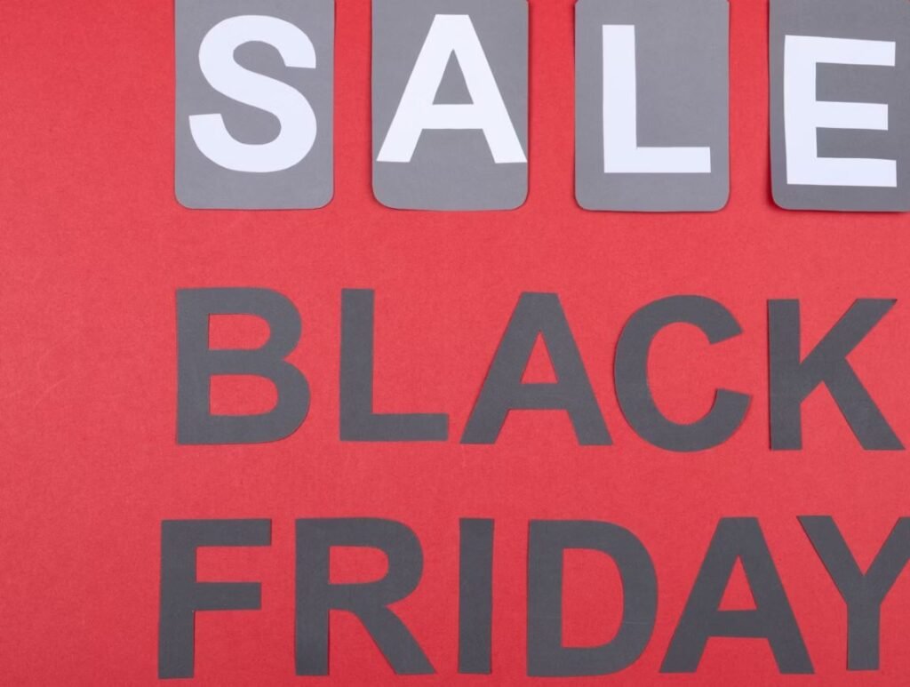Black Friday και Cyber Monday 2025: Τι ισχύει για φέτος – enikonomia.gr