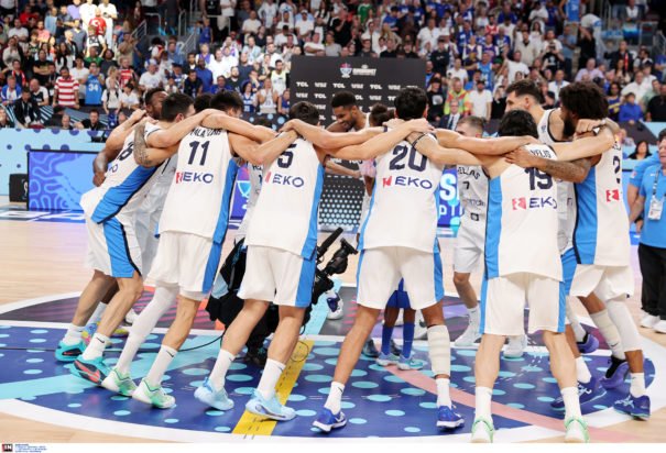 Μητσοτάκης για Εθνική Ελλάδος: Το χάλκινο μετάλλιο λάμπει σαν χρυσό στα μάτια όλων μας – Ψηλά η γαλανόλευκη 