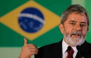 Λούλα: «Δεν ήταν κυνήγι μαγισσών» η δίκη Μπολσονάρο