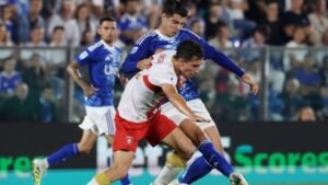 Ευρωπαϊκά πρωταθλήματα: Την “πάτησε” στο φινάλε η Κόμο του Δουβίκα – “Βλέπει” κορυφή η Εσπανιόλ