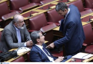 Ανδρέας Λοβέρδος: Η «γαλάζια» μεταγραφή και οι αντιδράσεις – Το παρασκήνιο της προσχώρησης στη ΝΔ και η