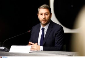 Ανδρουλάκης: «Δεν θα επιτρέψουμε να σβήσει η φωνή της Θεσσαλονίκης από τη ΔΕΘ»