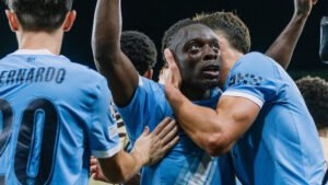 Champions League: Άνετα η Σίτι τη Νάπολι στην επιστροφή του Ντε Μπρόινε, η Άιντραχτ “προσγείωσε” με πεντάρα τη Γαλατά!