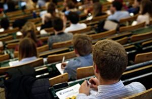 Κρατική ειδική οικονομική ενίσχυση ύψους 4.000 ευρώ σε φοιτητές: Ποιοι μπορούν να κάνουν αίτηση και μέχρι