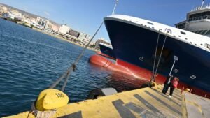 Σε κρίσιμη καμπή η «πράσινη μετάβαση» της ακτοπλοΐας – Οι πόροι παραμένουν “κλειδωμένοι”, λένε