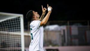 Λεβαδειακός – ΟΦΗ 4-0: “Καθάρισε” με τεσσάρα τους Κρητικούς που είχαν δύο αποβολές