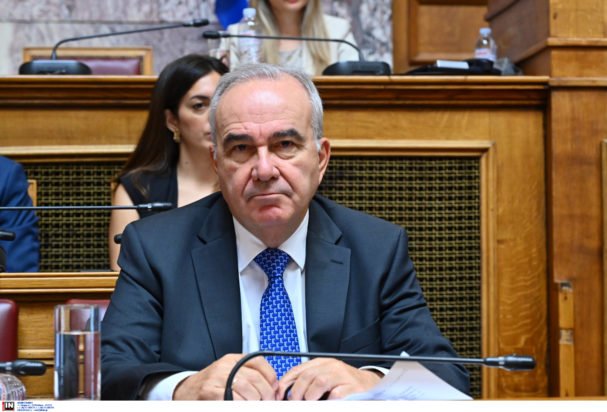 Παπαθανάσης στη Βουλή: Με απόφαση του πρωθυπουργού η ανάπλαση της ΔΕΘ θα εκτελεστεί ως δημόσιο έργο και θα