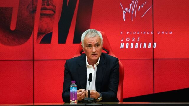 Ζοσέ Μουρίνιο: Η αδυναμία του στον Παυλίδη και το ενδεχόμενο απόκτησης του Μπενζεμά