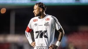 Νεϊμάρ: Ξέσπασμα από Βραζιλιάνο δημοσιογράφο για τις συνήθειες του – “Είναι εθισμένος στο ουίσκι και τα ενεργειακά ποτά”