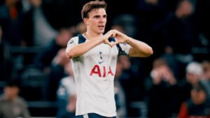 Ευρωπαϊκά πρωταθλήματα: Έσωσε τον βαθμό στο φινάλε η Τότεναμ, ο MVP Τζόλης οδήγησε την Μπριζ σε νίκη επί της Σταντάρ Λιέγης