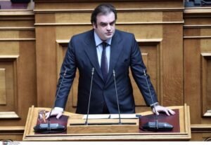 Πιερρακάκης: Έρχεται νομοσχέδιο για τα αδρανή ιδρύματα και τις σχολάζουσες κληρονομιές- Τι είπε για την