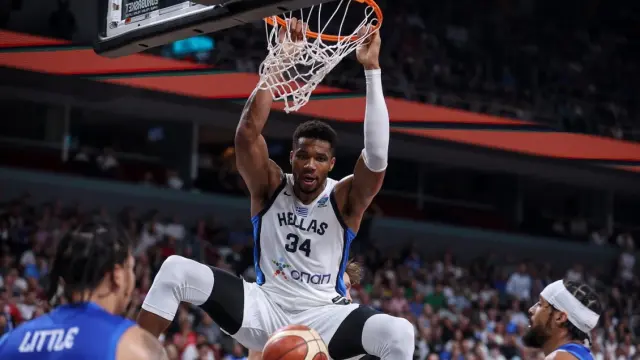 Γιάννης Αντετοκούνμπο: Θέλω να ανταγωνίζομαι με τους καλύτερους και να κερδίσω ένα ακόμα πρωτάθλημα