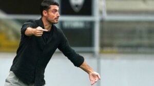 Άλμπερτ Ριέρα: “Εξαιρετική ομάδα η ΑΕΚ, δεν ανησυχώ για την ποιότητά της”