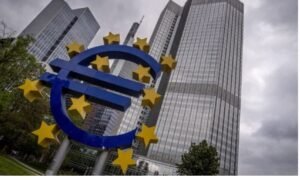 ΕΚΤ για ελληνικές τράπεζες: Mειώθηκε το άνοιγμα της ψαλίδας μεταξύ επιτοκίων καταθέσεων και δανείων – Η