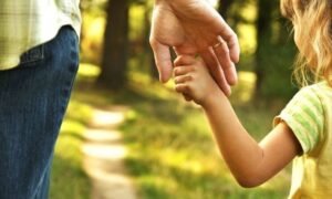 Επίδομα παιδιού: Πότε πληρώνονται η 5η και 6η δόση – enikonomia.gr