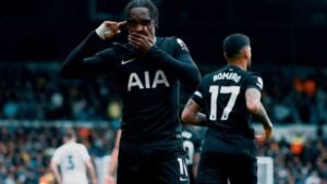 Λιντς – Τότεναμ 1-2, Premier League: “Aνασαίνουν” ξανά τα “σπιρούνια” που βάζουν… φωτιά στην κορυφή!