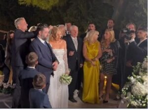 Εβίνα Γιακουμάτου – Ελπιδοφόρος Παπανικολόπουλος: Παντρεύτηκαν με κουμπάρο τον Κυριάκο Μητσοτάκη- ΦΩΤΟ και ΒΙΝΤΕΟ