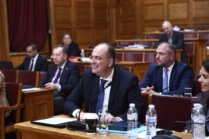 ΟΠΕΚΕΠΕ: Αντιδράσεις από ΠΑΣΟΚ- ΣΥΡΙΖΑ για την κατάθεση Ζερβού στην Εξεταστική – Λαζαρίδης: Η υποκρισία