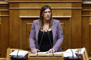 Ζωή Κωνσταντοπούλου: «Οι εργαζόμενοι δεν παρακαλάνε για να δουλεύουν περισσότερο»