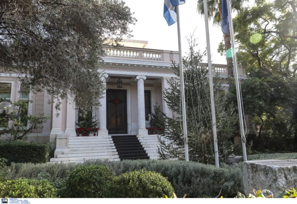 Κυβερνητικά στελέχη για Καραμανλή: «Παραπάνω από επίκαιρες οι επισημάνσεις του πρώην πρωθυπουργού»